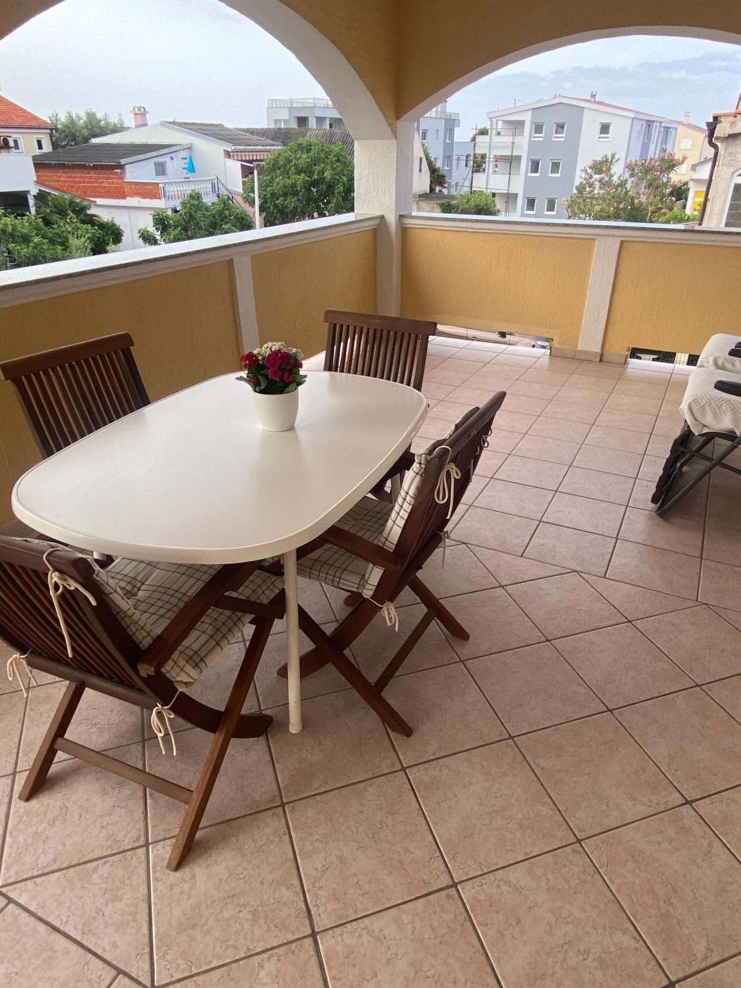 Ferien Haus Evita Auf Insel Vir - Wohnung I Exterior photo