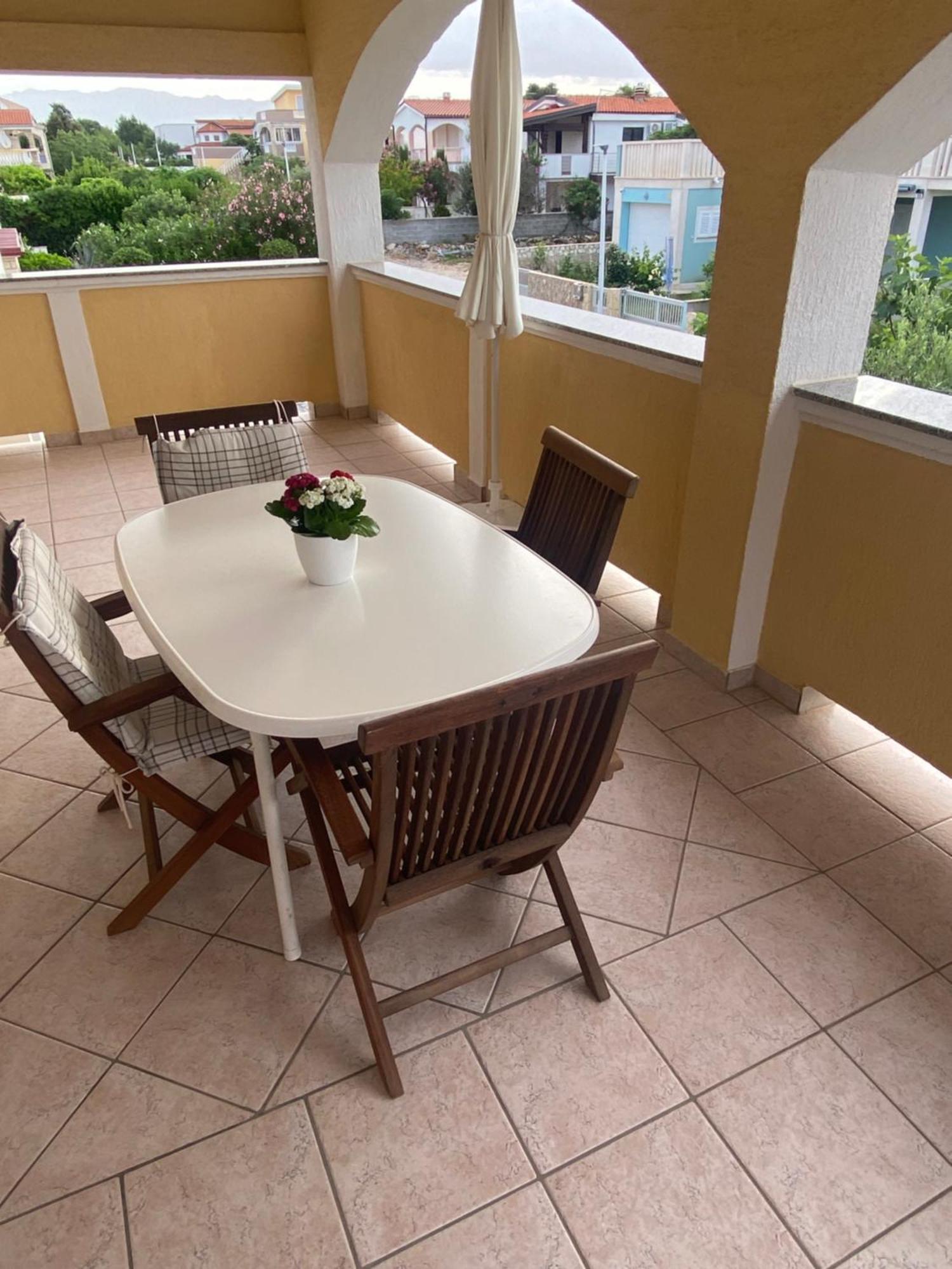 Ferien Haus Evita Auf Insel Vir - Wohnung I Exterior photo